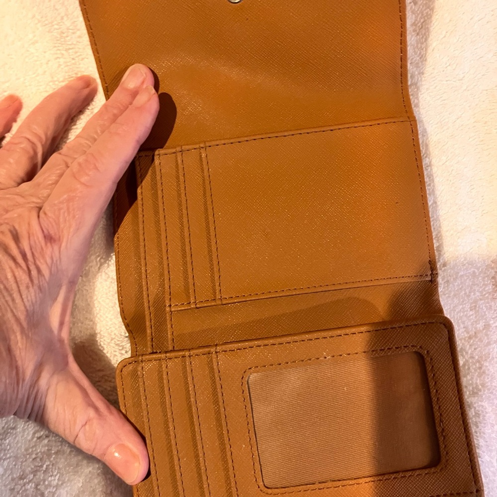 Ladies Fossil Tri-Color Leather Wallet - image 4